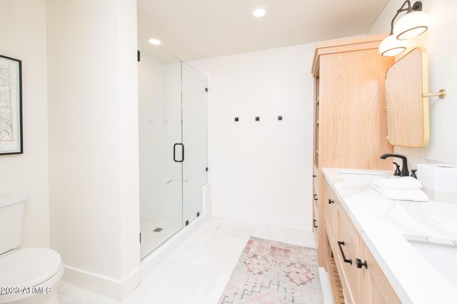 5532 E CROCUS Drive, Scottsdale, AZ 85254