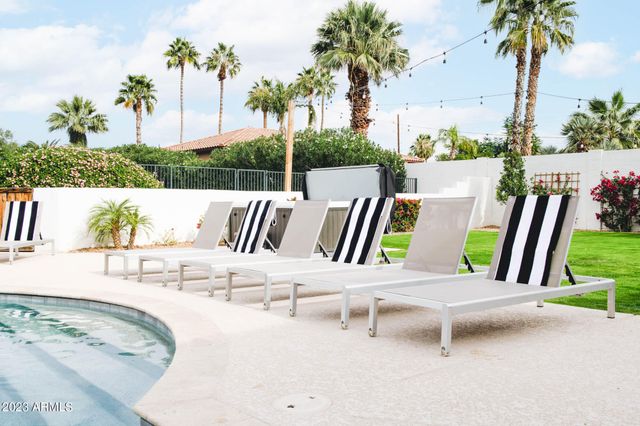 5532 E CROCUS Drive, Scottsdale, AZ 85254