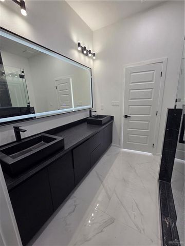 3008 E Truman Avenue, Mission, TX 78573