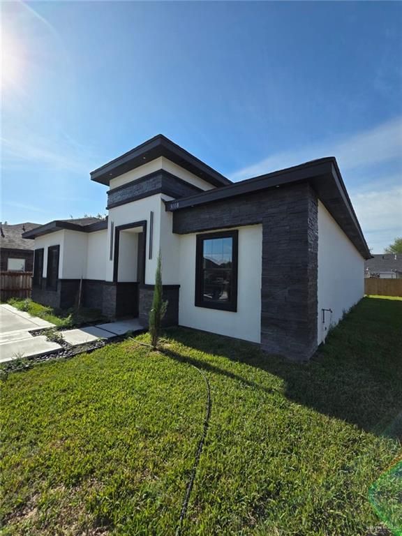 3008 E Truman Avenue, Mission, TX 78573