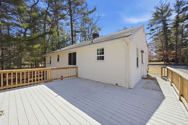 35 Grove Street, Kingston, MA 02364