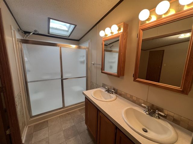 12515 S Rosemary Avenue, Grant, MI 49327