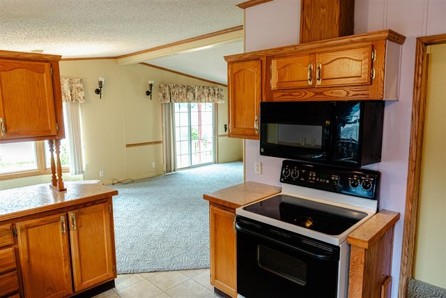 12515 S Rosemary Avenue, Grant, MI 49327