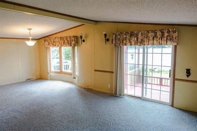 12515 S Rosemary Avenue, Grant, MI 49327