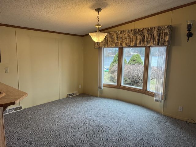 12515 S Rosemary Avenue, Grant, MI 49327