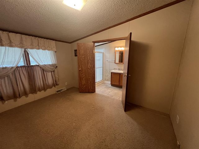 12515 S Rosemary Avenue, Grant, MI 49327