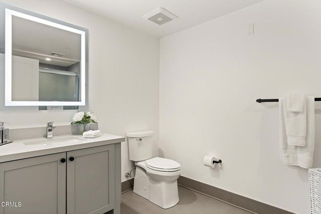 2608 Honolulu Avenue 208, Montrose, CA 91020