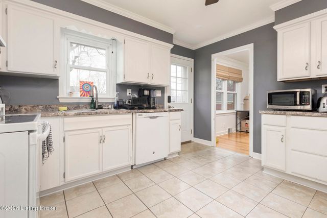 3414 Bryan Way, Louisville, KY 40220