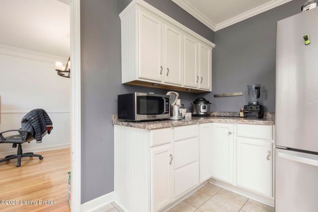 3414 Bryan Way, Louisville, KY 40220