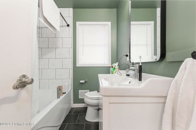 3414 Bryan Way, Louisville, KY 40220