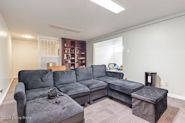 3414 Bryan Way, Louisville, KY 40220