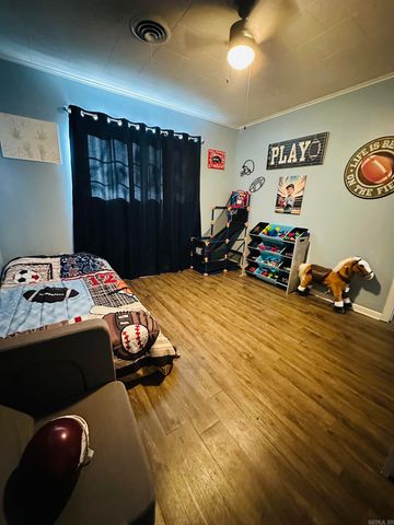 1408 Cypress St, Crossett, AR 71635