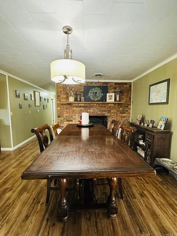 1408 Cypress St, Crossett, AR 71635