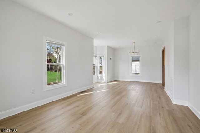 11 New St, Sussex Boro, NJ 07461