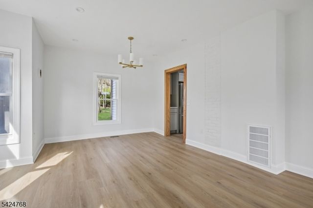 11 New St, Sussex Boro, NJ 07461