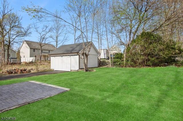 11 New St, Sussex Boro, NJ 07461