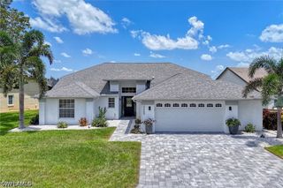22589 Island Lakes DR, Estero, FL 33928