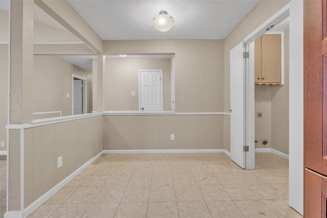 2401 San Diego Drive, Arlington, TX 76015