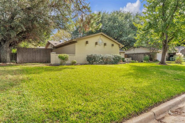 2401 San Diego Drive, Arlington, TX 76015