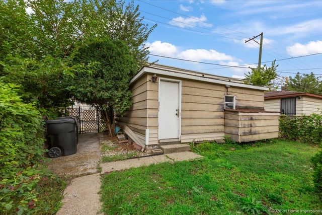 7018 S Wabash Avenue, Chicago, IL 60637
