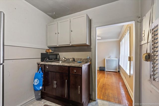 7018 S Wabash Avenue, Chicago, IL 60637