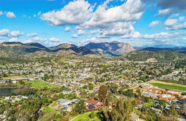 12886 Castle Court, Lakeside, CA 92040