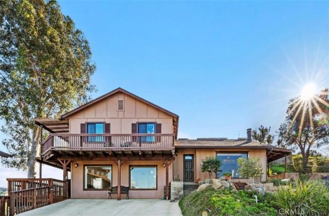 12886 Castle Court, Lakeside, CA 92040