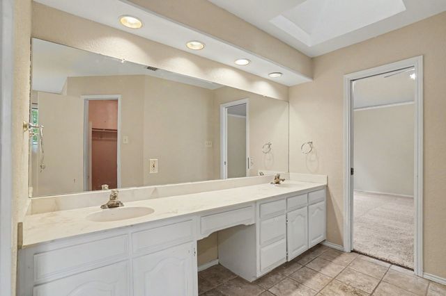 5 Creekmere Drive, Trophy Club, TX 76262