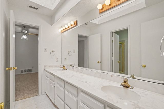 5 Creekmere Drive, Trophy Club, TX 76262