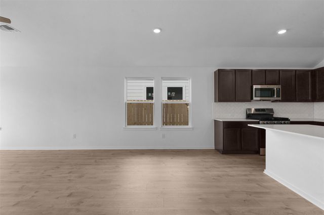 25608 Wheat Seed LN, Elgin, TX 78621