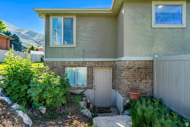 1475 E HARVEY RD, Fruit Heights, UT 84037