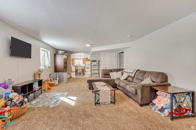 1475 E HARVEY RD, Fruit Heights, UT 84037