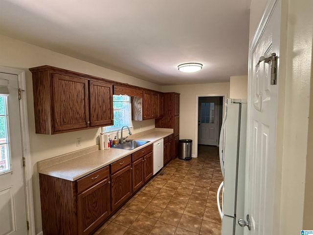 225 CROOKED CREEK LANE, Odenville, AL 35120