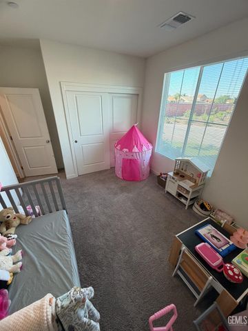 6813 Crawley Court, Bakersfield, CA 93307