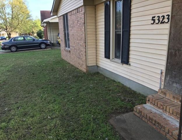 5323 PLOVER DR, Memphis, TN 38127