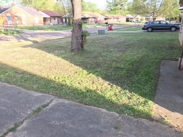 5323 PLOVER DR, Memphis, TN 38127