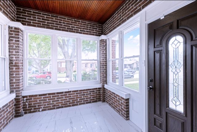 11322 S Lowe Avenue, Chicago, IL 60628