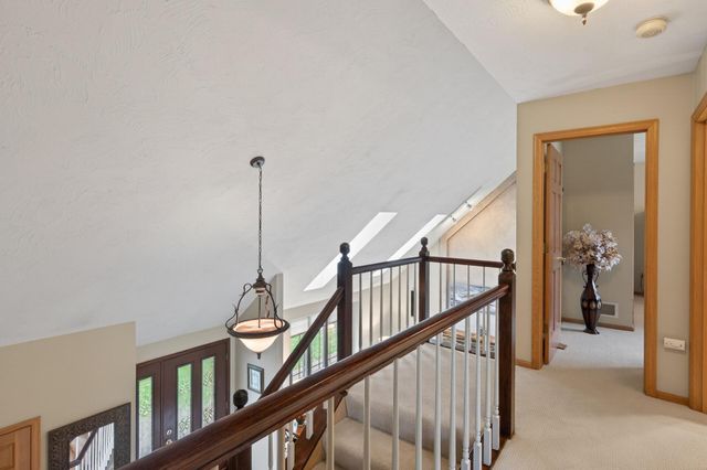4133 Hidden Pond Trail NE, Prior Lake, MN 55372
