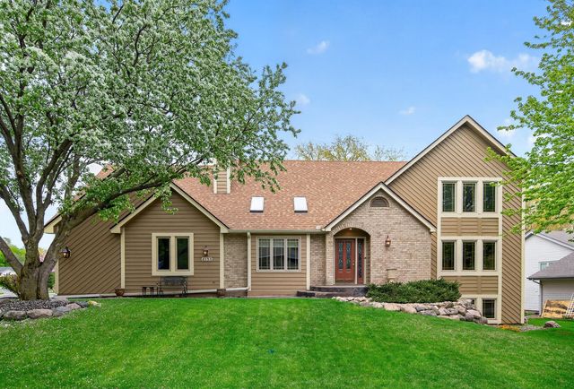 4133 Hidden Pond Trail NE, Prior Lake, MN 55372