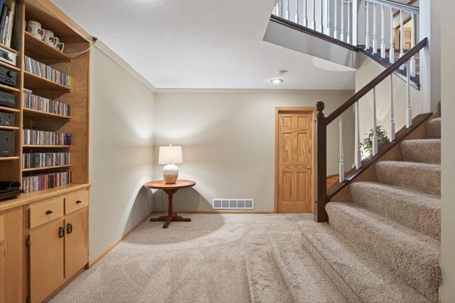 4133 Hidden Pond Trail NE, Prior Lake, MN 55372