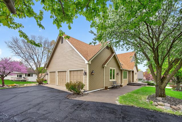 4133 Hidden Pond Trail NE, Prior Lake, MN 55372