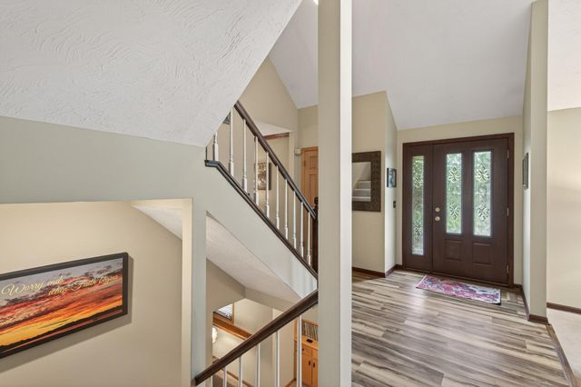 4133 Hidden Pond Trail NE, Prior Lake, MN 55372