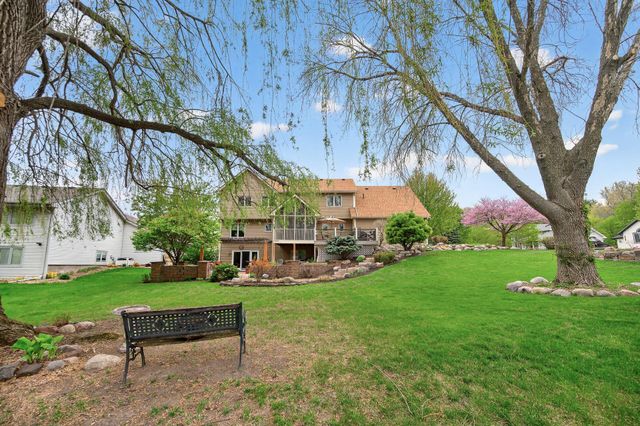 4133 Hidden Pond Trail NE, Prior Lake, MN 55372