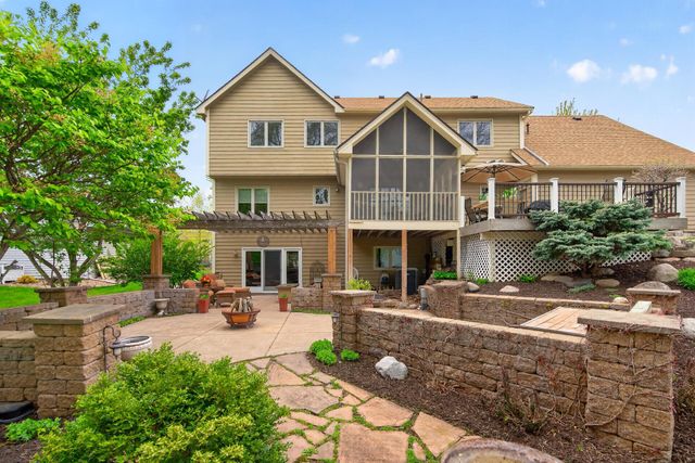 4133 Hidden Pond Trail NE, Prior Lake, MN 55372