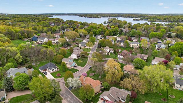 4133 Hidden Pond Trail NE, Prior Lake, MN 55372