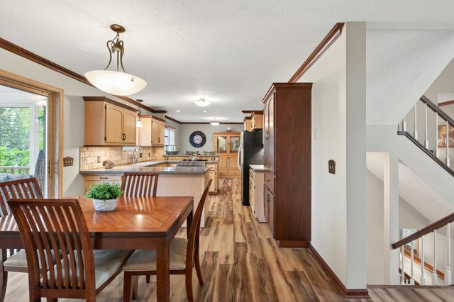 4133 Hidden Pond Trail NE, Prior Lake, MN 55372