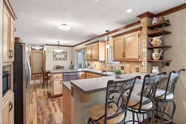4133 Hidden Pond Trail NE, Prior Lake, MN 55372