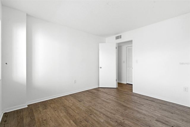 8950 PARK BOULEVARD 201, Seminole, FL 33777