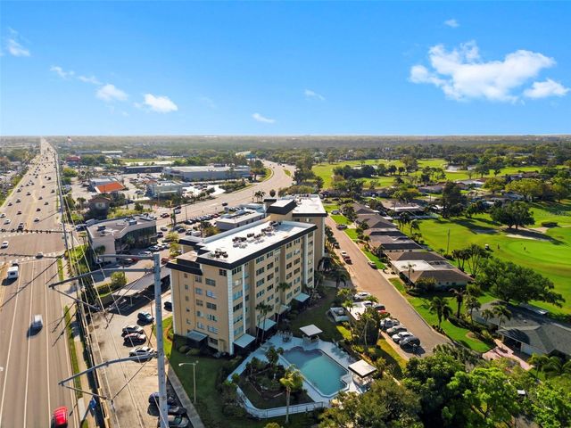 8950 PARK BOULEVARD 201, Seminole, FL 33777