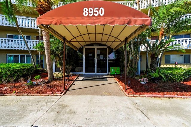 8950 PARK BOULEVARD 201, Seminole, FL 33777